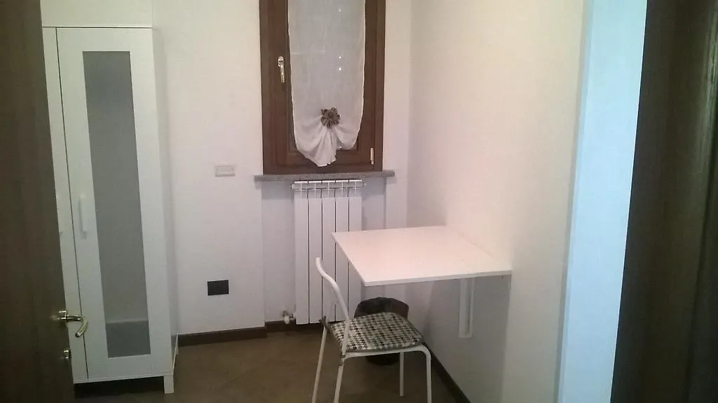 Residenza Di Via Dei Salici Gropello Cairoli Italy