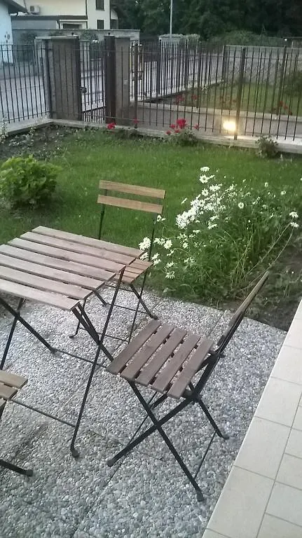 Aparthotel Residenza Di Via Dei Salici Gropello Cairoli